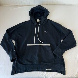 Nike Women’s Swoosh Fly Hoodie